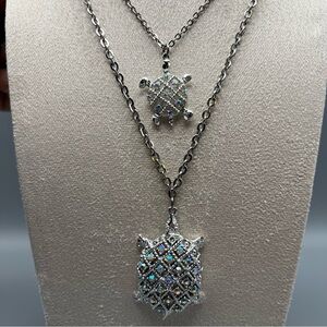 Rhinestone Sea Turtles Necklace